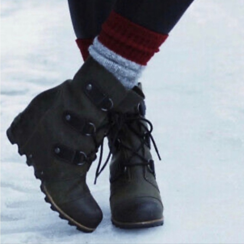 Sorel Joan of Arctic II Wedge Boot in Black Quarry Mid Boot